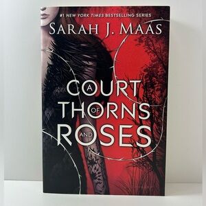 A Court of Thorns and Roses Book by Sarah J. Maas